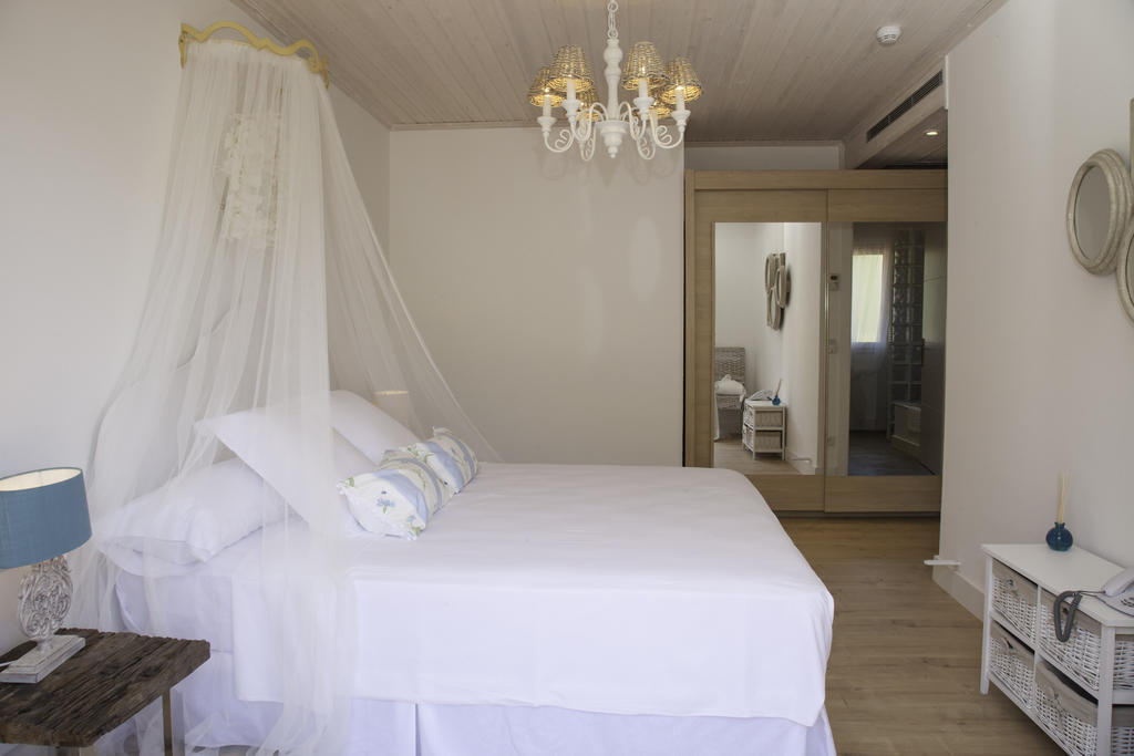 Es Cel de Begur Hotel Habitación foto