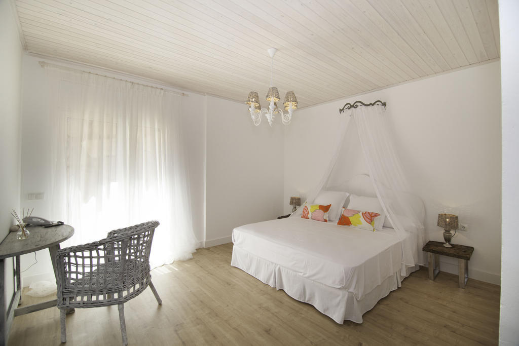 Es Cel de Begur Hotel Habitación foto